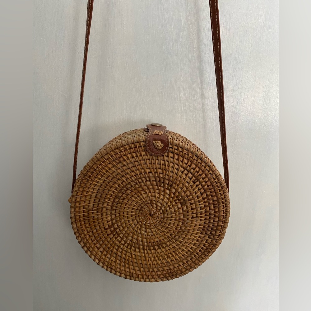 Woven purse